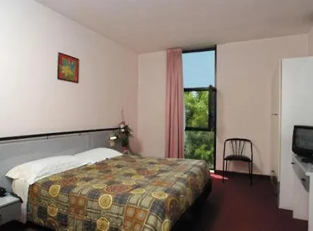 Giannina Hotel 3*